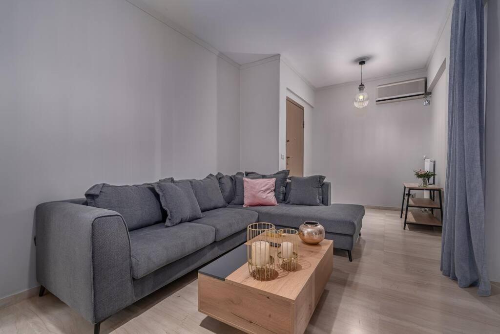 Peaceful 2 Bedroom In Glyfada Center Athén Kültér fotó