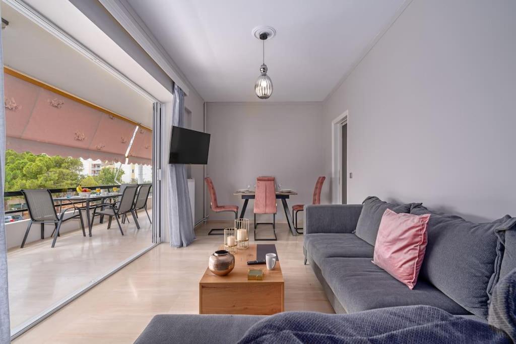 Peaceful 2 Bedroom In Glyfada Center Athén Kültér fotó