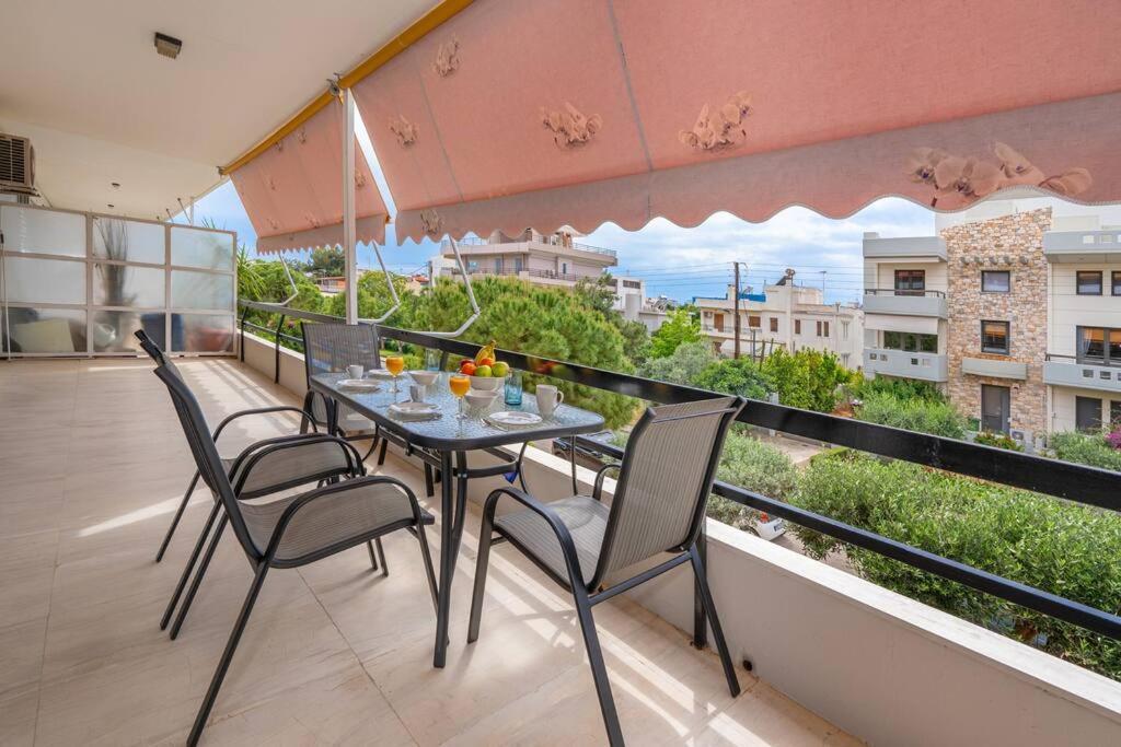 Peaceful 2 Bedroom In Glyfada Center Athén Kültér fotó